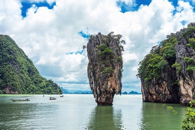 Phang Nga Sea Canoe by Big Boat